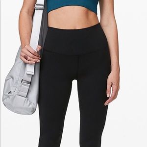 Lululemon Align crop pants 21” LIKE NEW